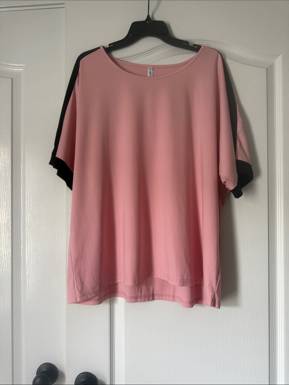 Vimpunec Relaxed Fit Jogger Set With Pink Top and Pants with Black Trim Size 3X